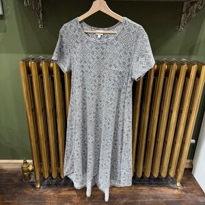 LuLaRoe Carly M‎ Gray White Geometric Print Short Sleeve Casual Pocket Dress
